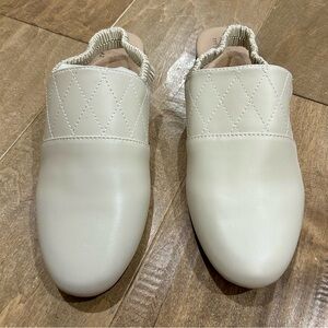 Emerald Women’s Quilted Leather Slingback Shoe Tan Size 10.5 NEW